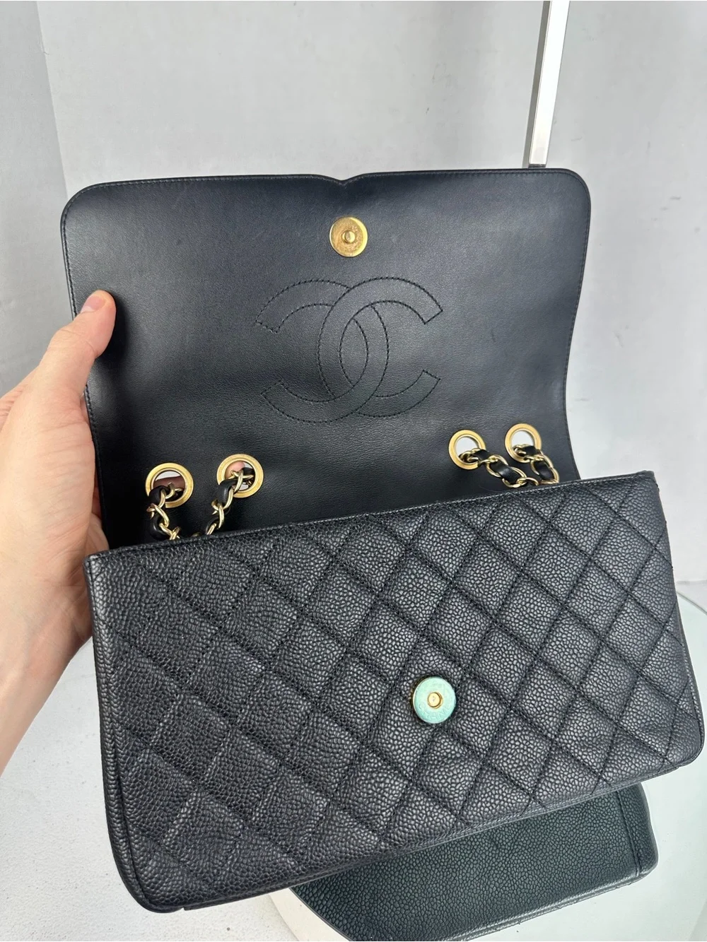 CHANEL Filigree Quilted CC Logo Caviar Skin Chain Shoulder Bag